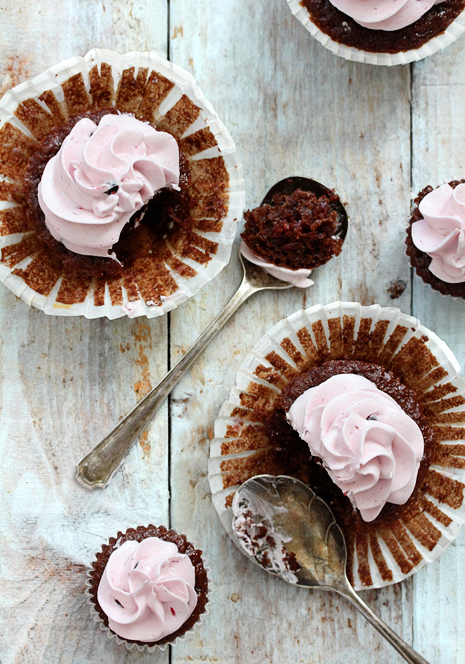 Blackberry Cabernet Cupcakes Recipe
