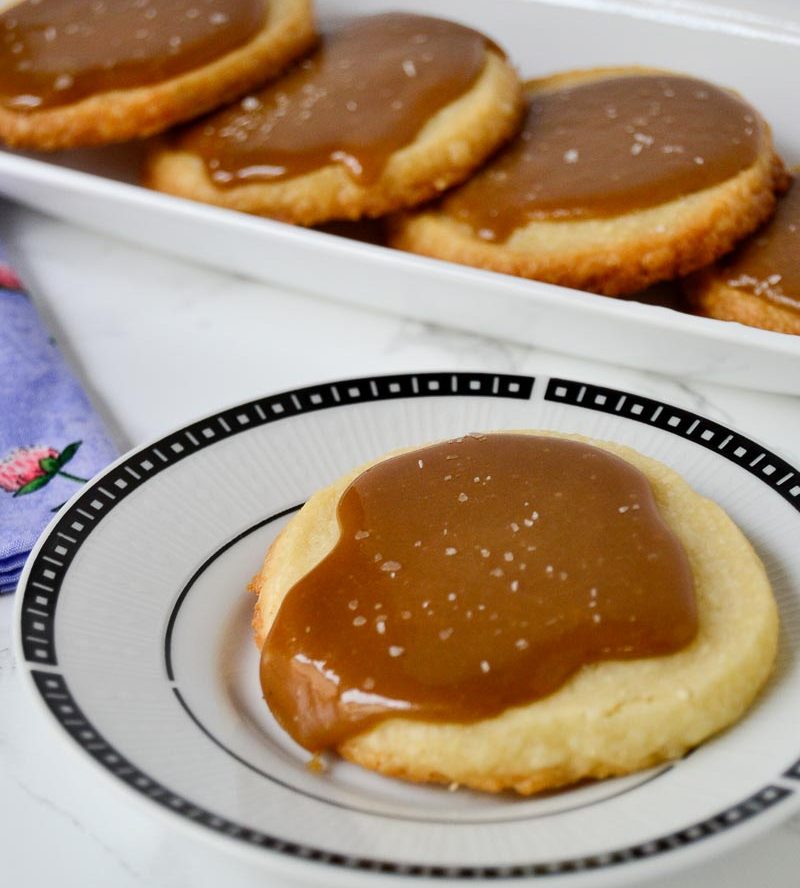 Salted Bourbon Caramel Shortbread Cookie Recipe