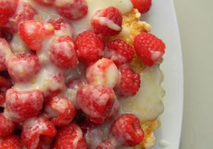 Fresh Lemon Tart with Limoncello Marinated Raspberries Recipes