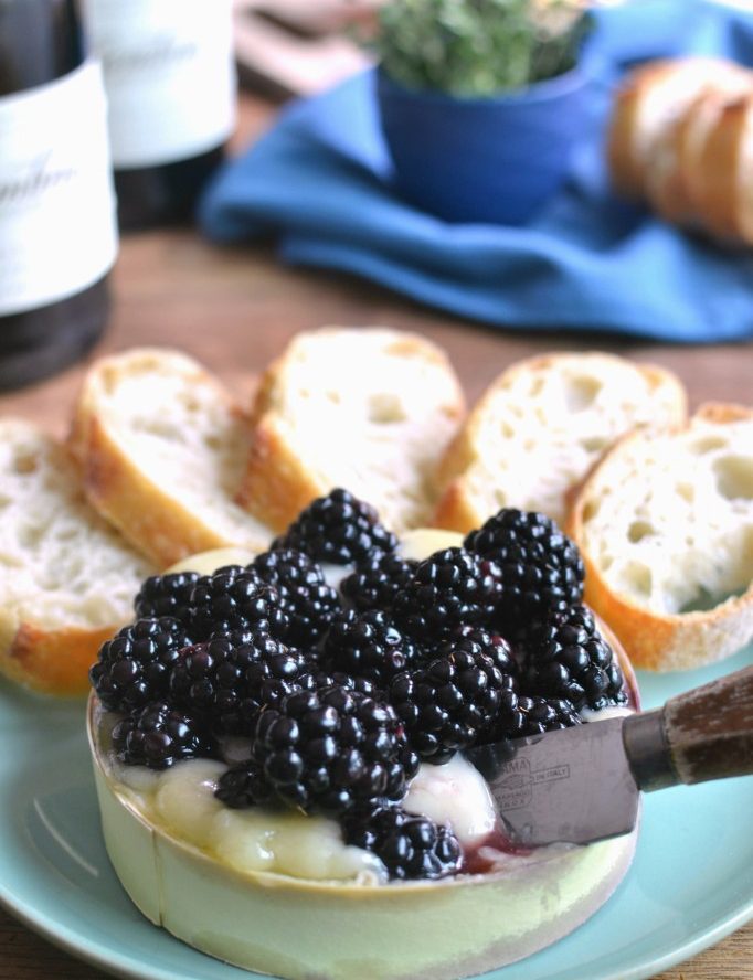 Baked Brie with Wine Soaked Blackberries Recipe