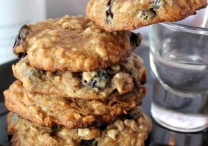 Malibu Rum Raisin Oatmeal Cookies Recipe