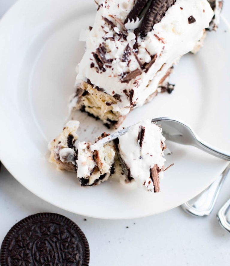 Cookies N Irish Cream Cheesecake Pie Recipe