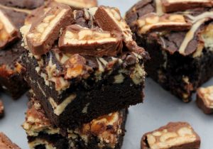 Kahlua Cheesecake Snickers Brownie Recipe