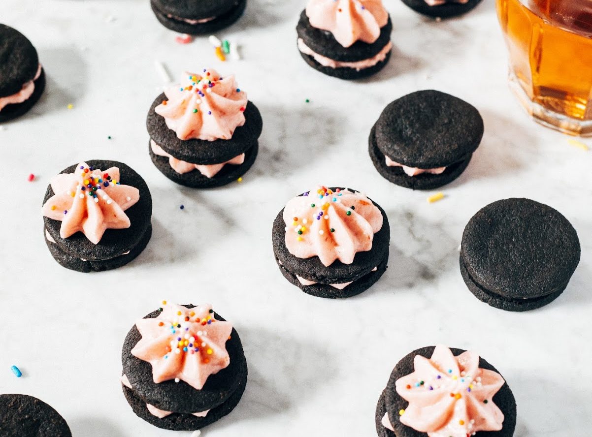 Pink Champagne Oreos
