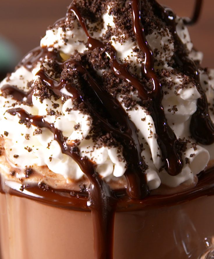 Mudslide Hot Chocolate